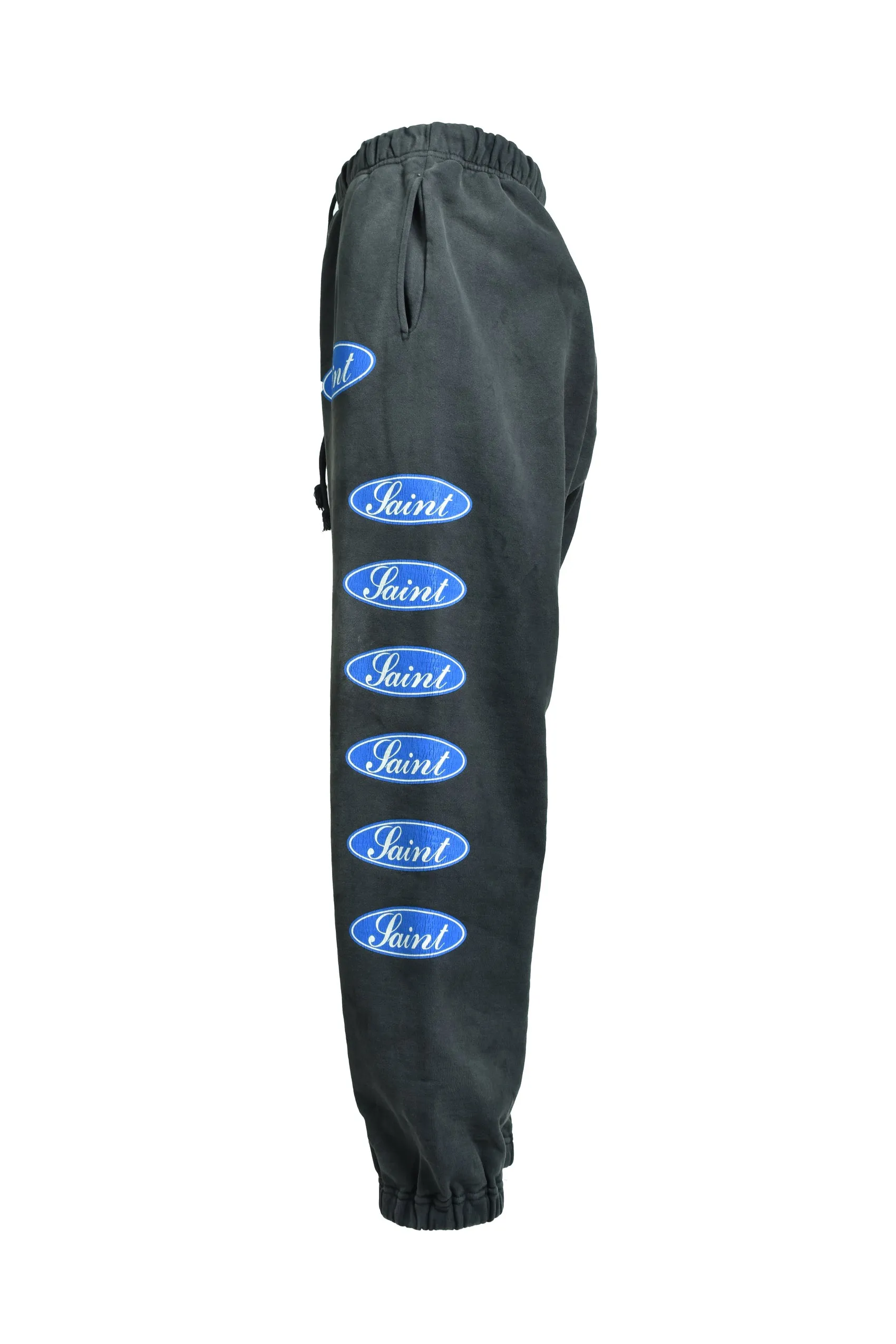 SAINT Mxxxxxx SWEAT PANTS/LOVE AMONG/BLK blue SAINT barrage sweatpants, washed black S-XL, top-notch printing and distressing process, very close to the original distressed feeling, Assute dyeing, whole piece sprayed with horse fade, wormhole destruction treatment, heavy fermentation washing to create NEW VINTAGE texture, factory four-needle and six-thread workmanship, no bone seams, correct main mark, wash mark